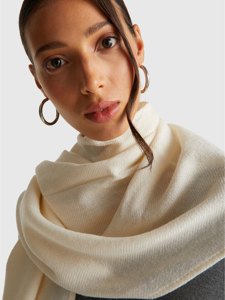 SCARF Women image number 2